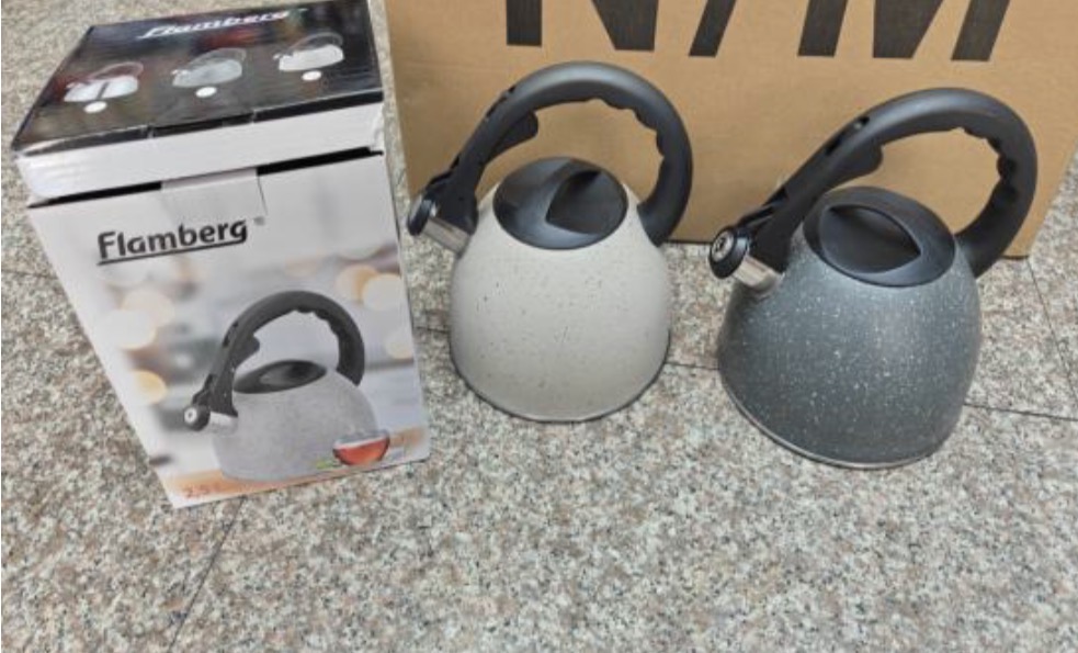 Matte Color Whistling Kettle 2.5l